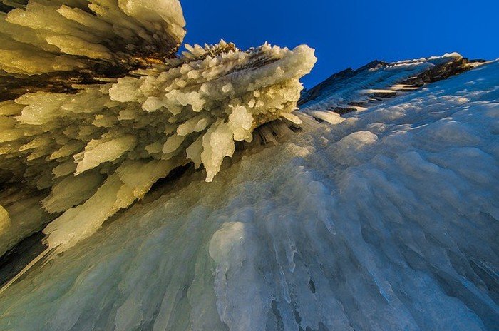 Пейзажи зимнего Байкала (35 фото)