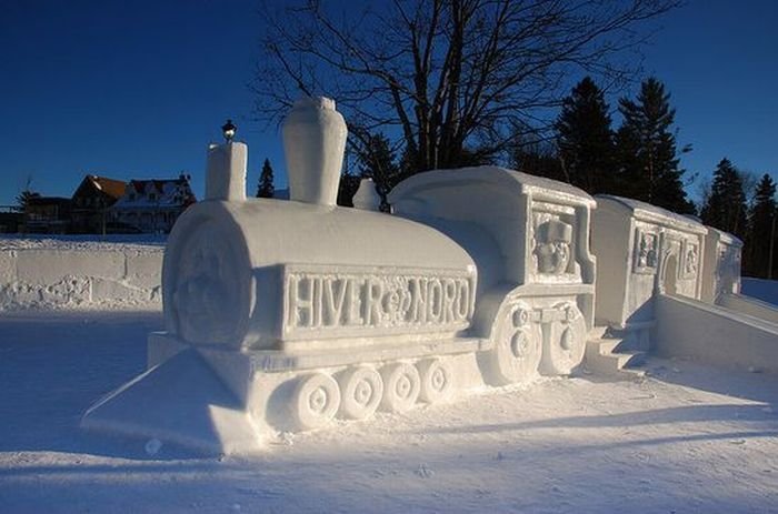 13 потрясающих скульптур из снега