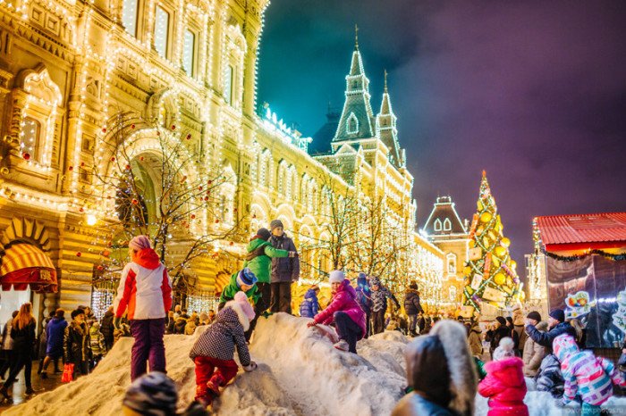 Как выглядит праздничная Москва (44 фото)