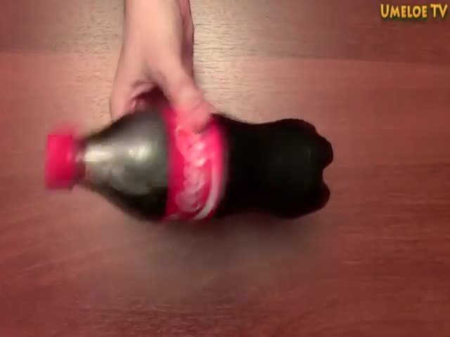 Фокус с бутылкой «Колы»