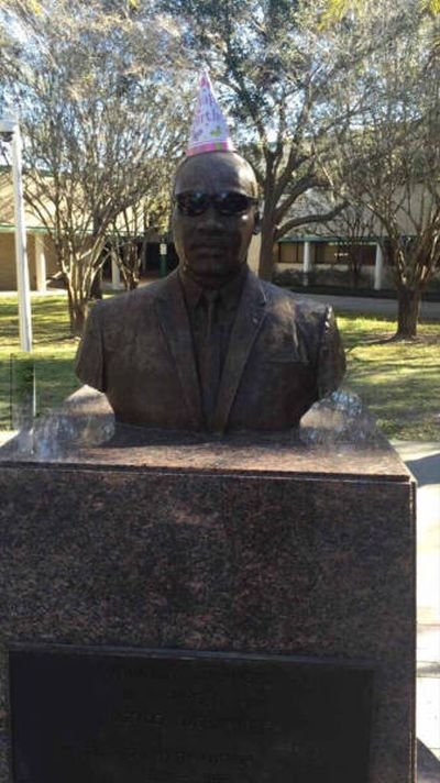 Подборка прикольных картинок (52 фото)