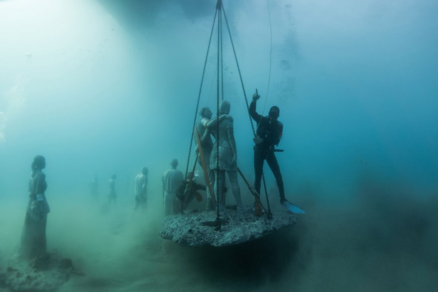 Первый подводный музей