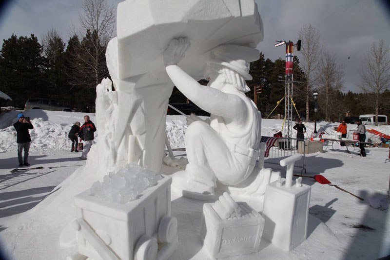 Международный чемпионат снежных скульптур в городе Брекенридж
