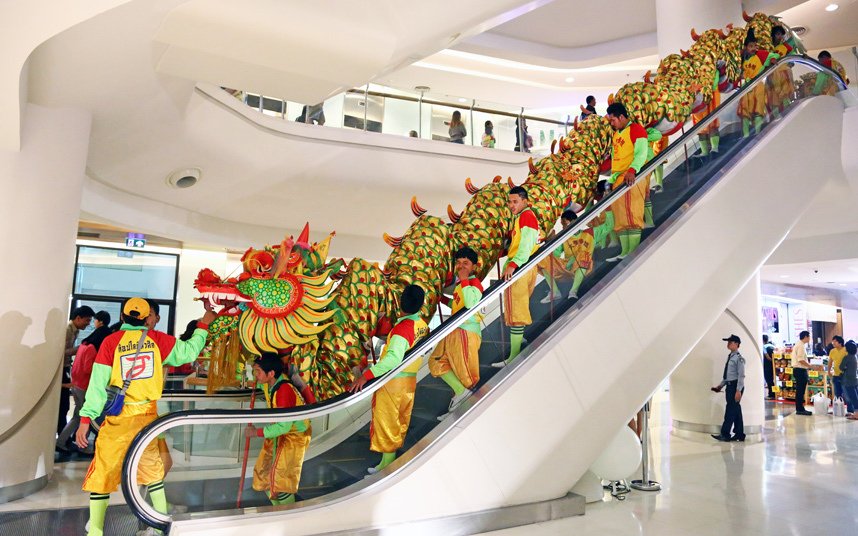 Яркое празднование Китайского Нового года во всём мире