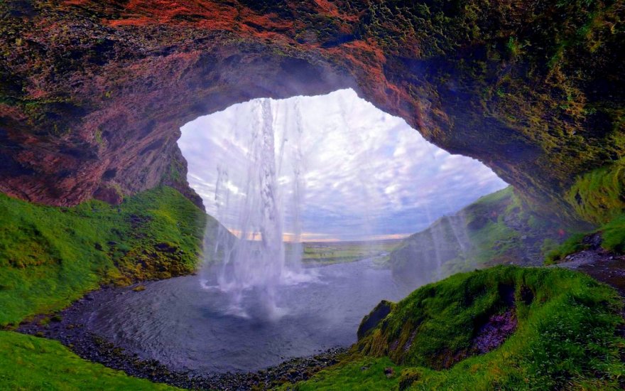 Селйяландсфосс — самый необычный водопад Исландии