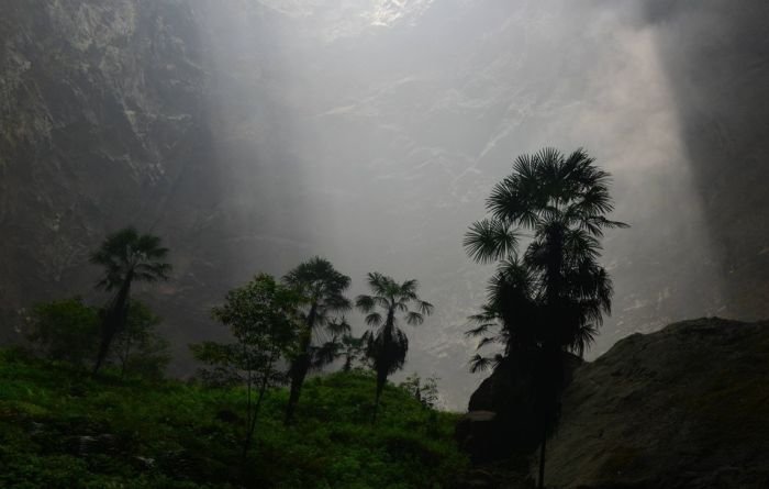 Изолированная экосистема, обнаруженная в Китае (9 фото)