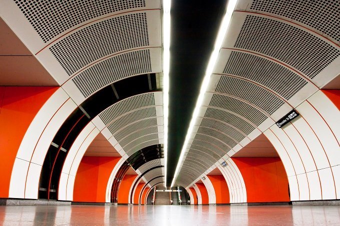 Подборка самых красивых и необычных метро в мире