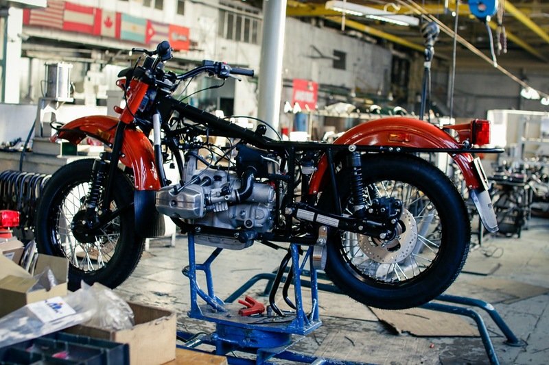 Сборочный цех мотоциклов «Урал»