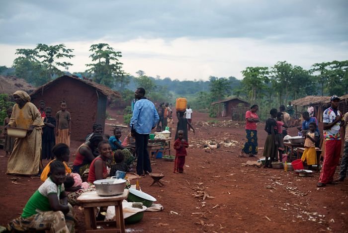 Фотографии, которые рассказжут о жизни самой бедной и самой богатой страны мира (16 фото)