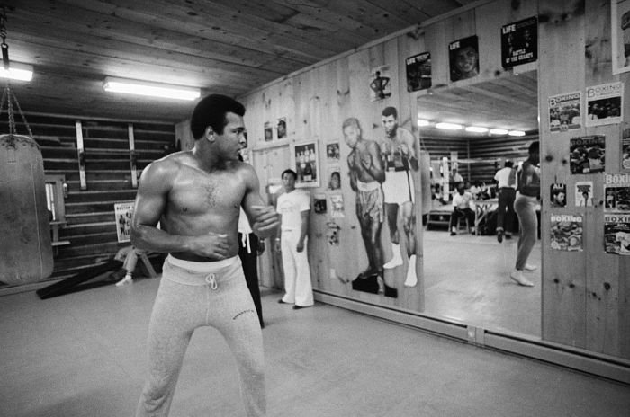 Фотографии Мохаммеда Али летом 1974 года перед боем с Джорджем Форманом (20 фото)