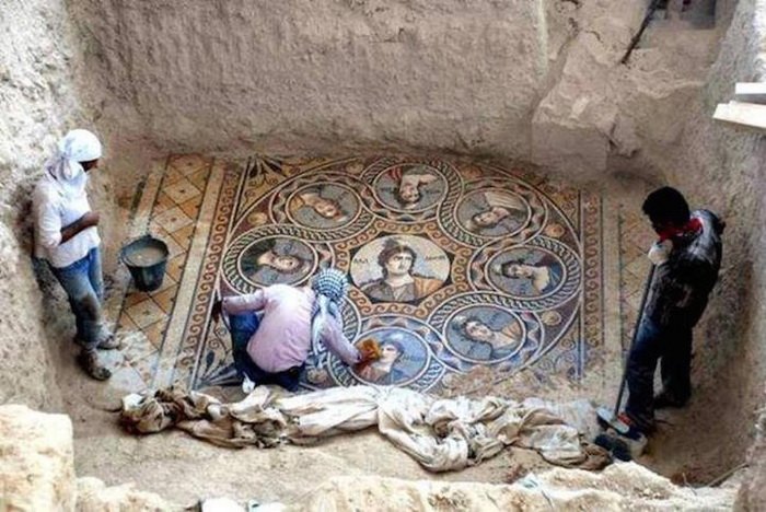 Древние греческие мозаики в турецком городе Зевгма