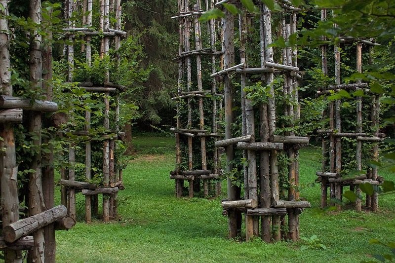 Храм в Италии из живых деревьев