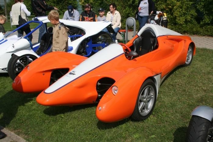10 сумасшедших автомобилей великого Луиджи Колани (10 фото)