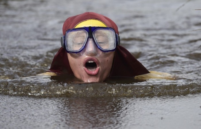 Всемирный чемпионат по плаванию в болоте