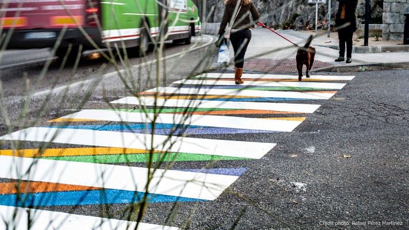 Красочные пешеходные переходы в Мадриде, которые невозможно не заметить