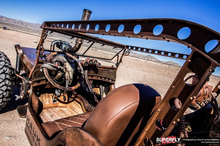 Постапокалиптический хот-род на базе Jeep Willy 1947 года (23 фото)