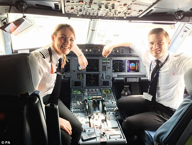 26-летняя британка — самый молодой в мире капитан авиалайнера