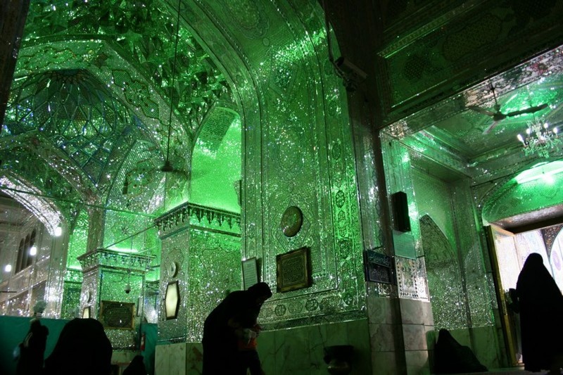 Зеркальная мечеть Шах-Черах — одно из чудес света