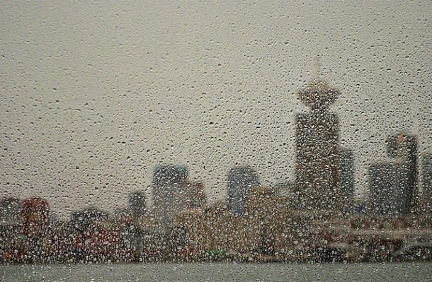 Самые дождливые города мира, в которые лучше отправляться с зонтом