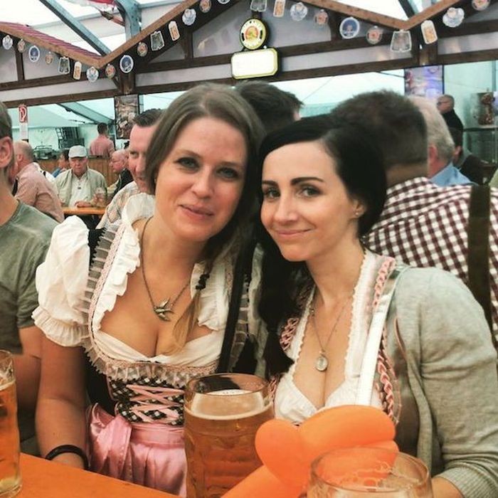 Октоберфест - рай для любителей пива и девушек (39 фото)