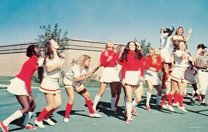 Американский чирлидинг в 70-е - 80-е годы (32 фото)