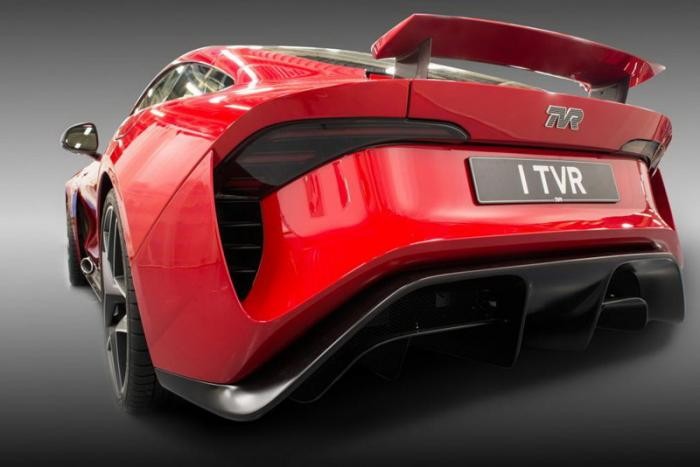 Новый спорткар TVR Griffith: чего не хватило российскому олигарху? (16 фото)