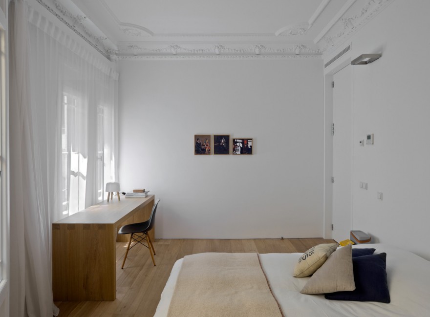 Интерьер двухуровневой квартиры в Мадриде (20 фото)