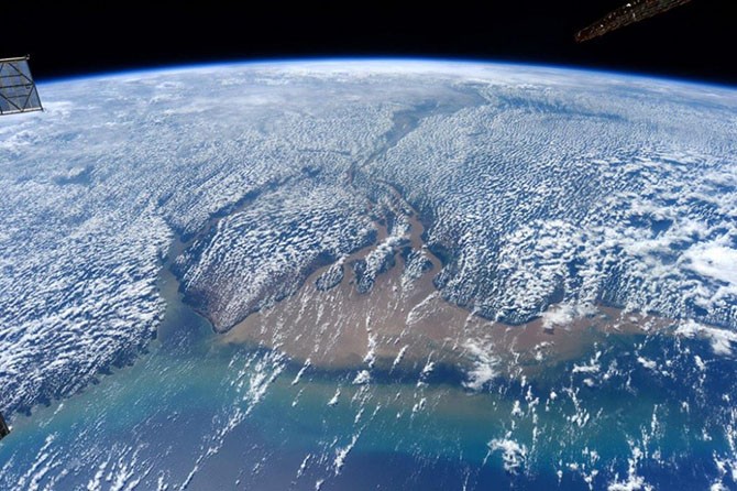 Потрясающие фотографии прямиком с борта МКС (15 фото)