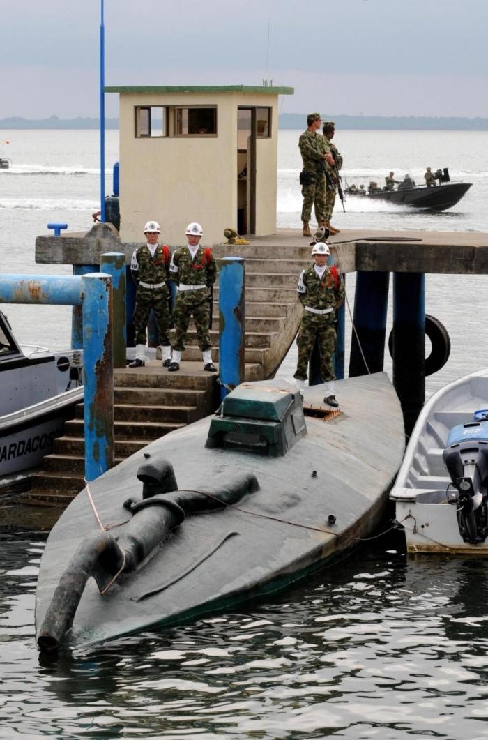 Подводные лодки наркокартелей (7 фото)