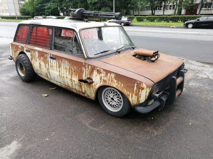 Mad Max Russian Edition (5 фото)