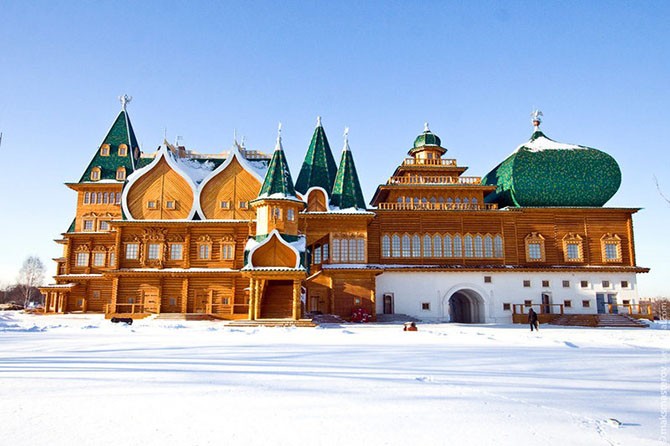 Деревянный дворец царя Алексея Михайловича в Коломенском (17 фото)