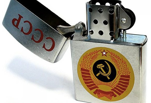 Лучшие зажигалки из СССР (12 фото)