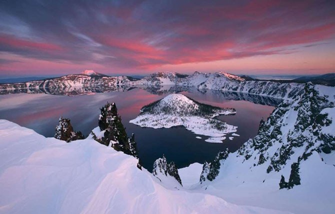 Самые красивые вулканические озера мира (20 фото)