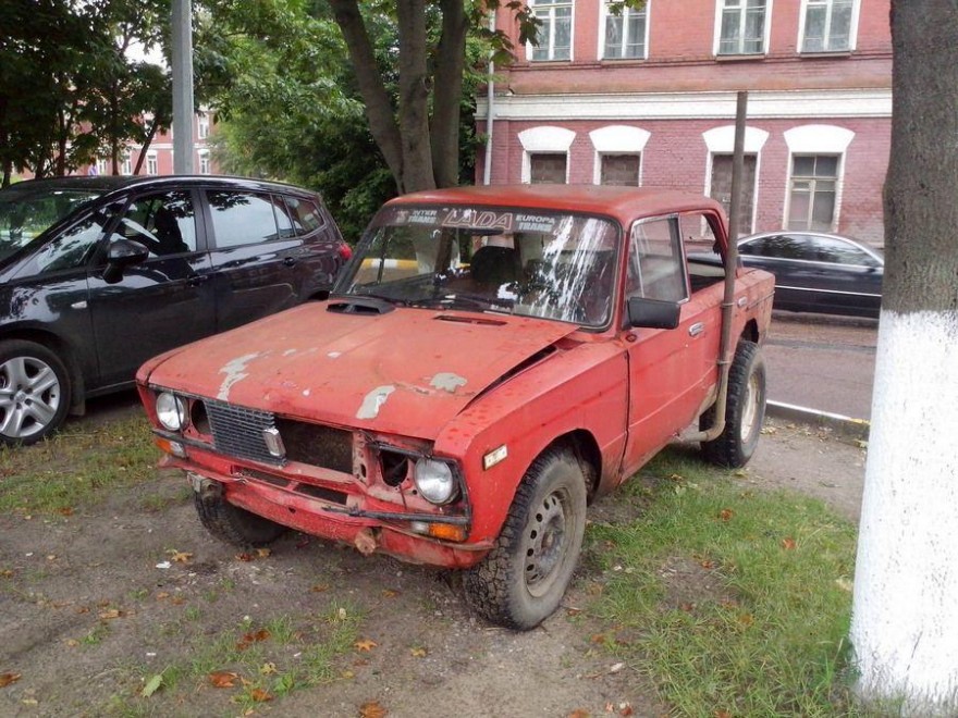 Подборка автомобильных приколов (29 фото)