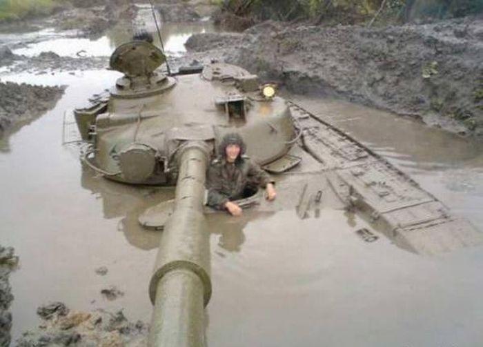 Фейлы с танками и танкистами (26 фото)