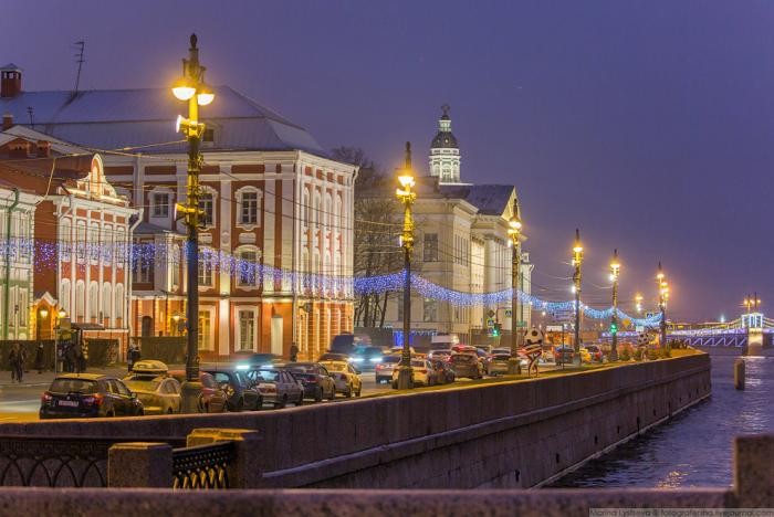 Санкт-Петербург в ожидании праздника (25 фото)