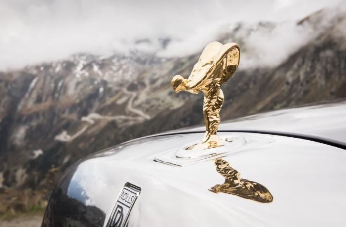 Первый экземпляр нового Rolls-Royce Phantom продадут на фестивале вина (14 фото)