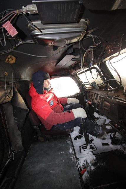 Антарктический вездеход «Харьковчанка» (25 фото)