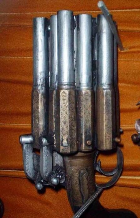 Необычное огнестрельное оружие (49 фото)