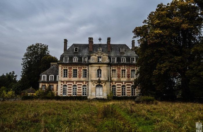 Удивительный замок во Франции (10 фото)