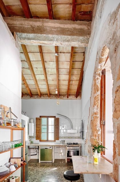 Вторая жизнь старых домов: реконструкции на Мальорке (11 фото)