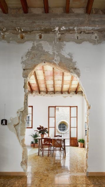 Вторая жизнь старых домов: реконструкции на Мальорке (11 фото)