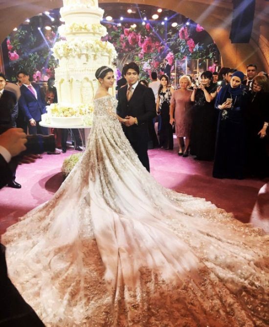 Шикарная свадьба дочери таджикского олигарха (10 фото)