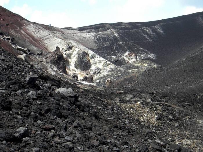 10 активных вулканов открытых для посещения (10 фото)