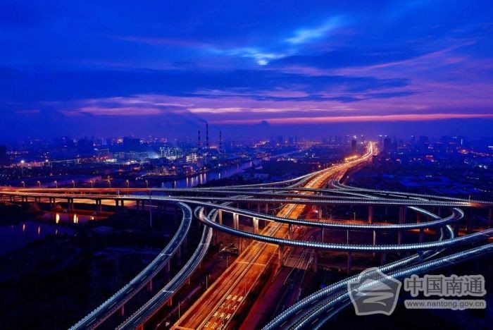 Скоростные автомагистрали в Китае (7 фото)