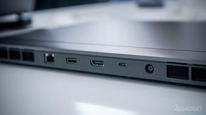 Xiaomi представила свой первый игровой ноутбук Mi Gaming Laptop (15 фото)