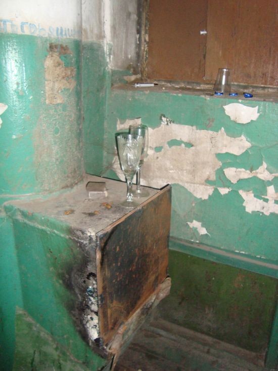 Романтика наших подъездов (24 фото)