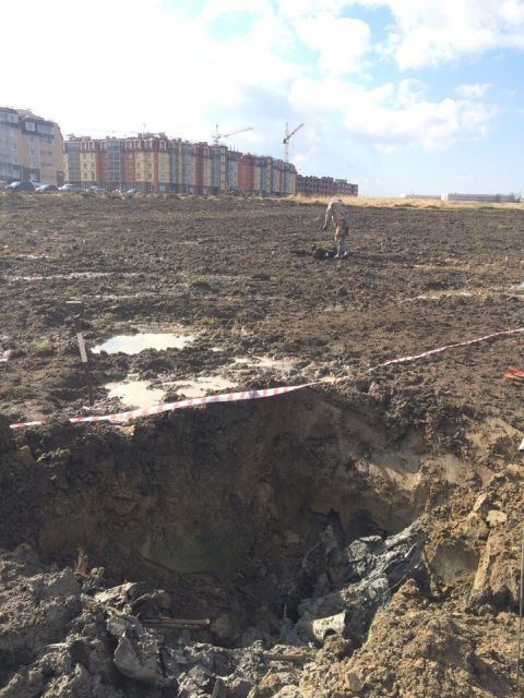 Под Санкт-Петербургом найден сбитый самолет Миг-3 (15 фото)