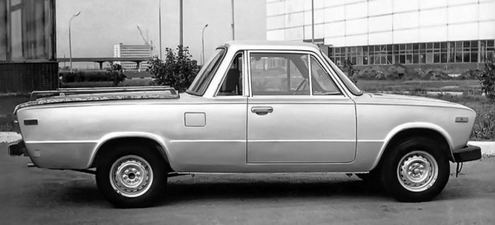 Интересные и редкие советские автомобили (8 фото)