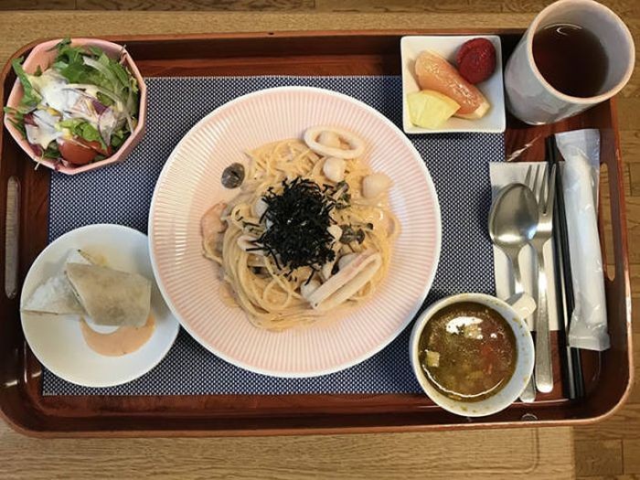Питание в японской больнице (19 фото)